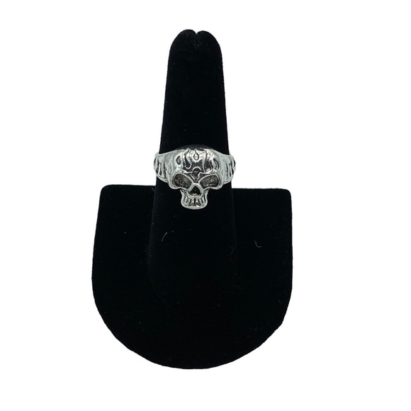 Silver Gray Big Skull Flame Ring - Picture 1 of 6